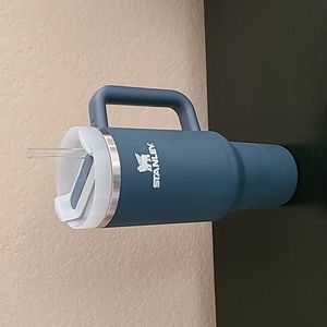 Stanley 40oz EUC Matte